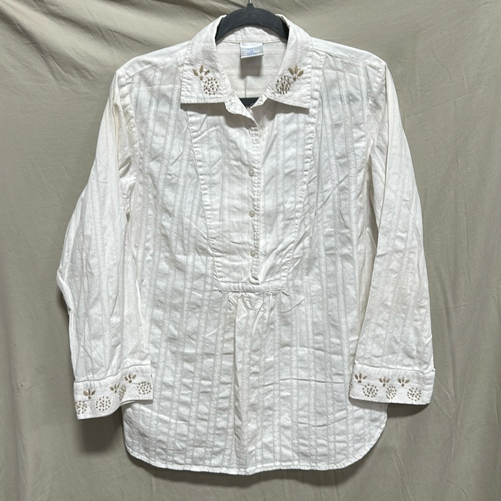 Cabernet sleepwear top / Size M /‎ Box 2-11